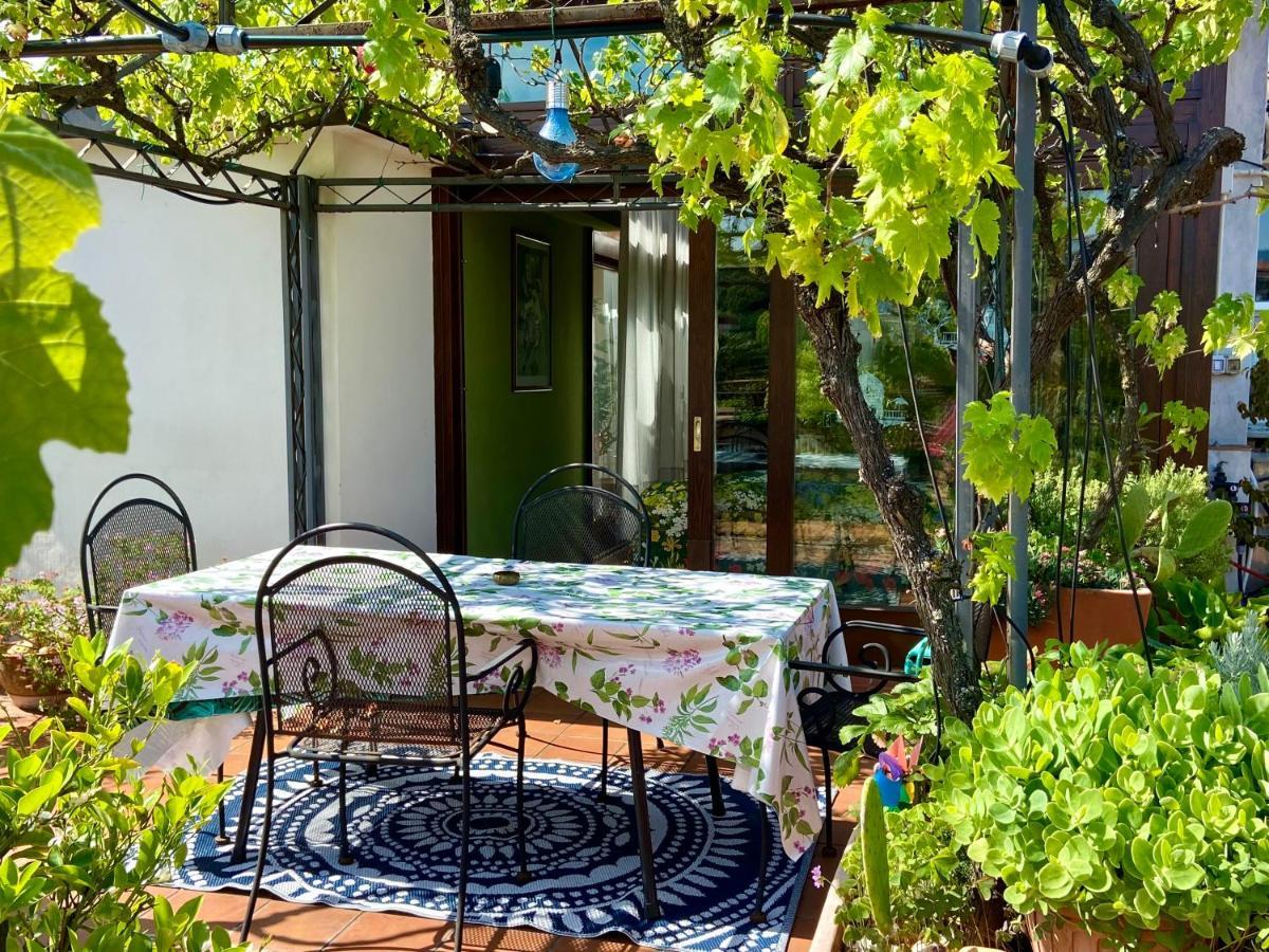 Apartamento Il Giardino Sospeso Di Anna Florencia Exterior foto